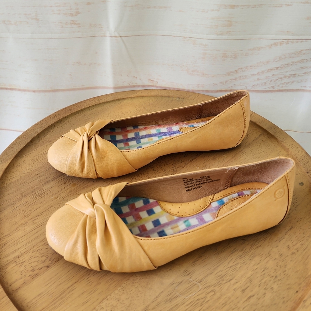 Born Lilly Yellow Flats Size 7